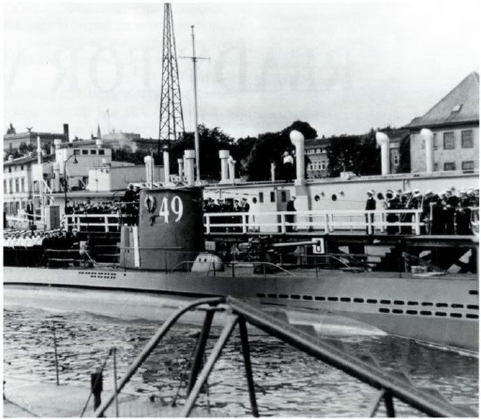 U-49-Crmoniedeprisedecommandementle12aout1939.jpg
