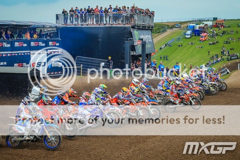 EMX125Start_MXGP_7_GB_2015-3_zpsd12yw3nl.jpg